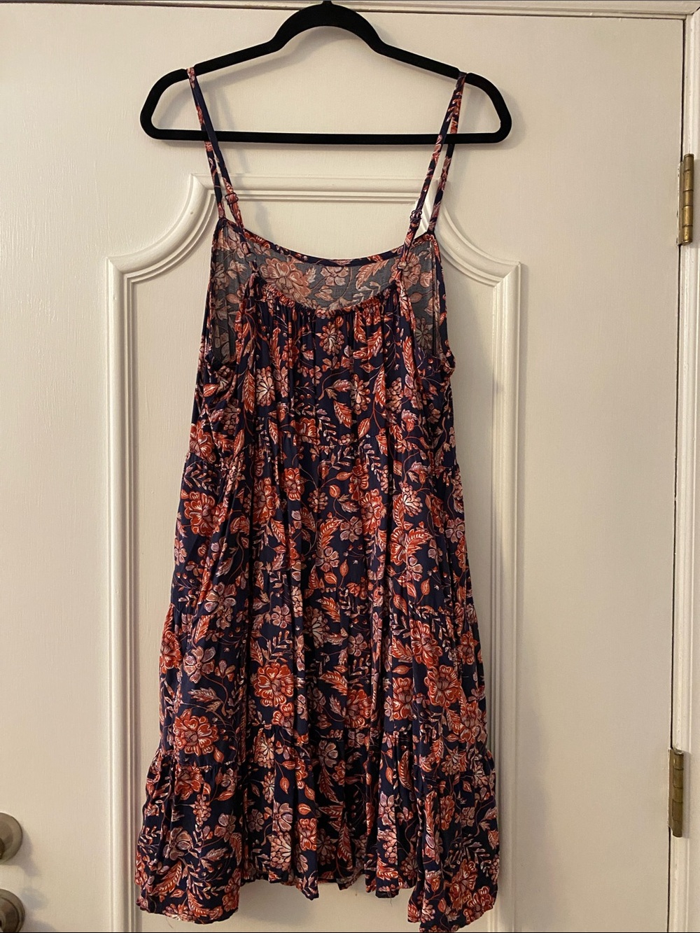 Old Navy Floral Spaghetti-Strap Sundress in Navy and Rust with pockets - Picture 3 of 7